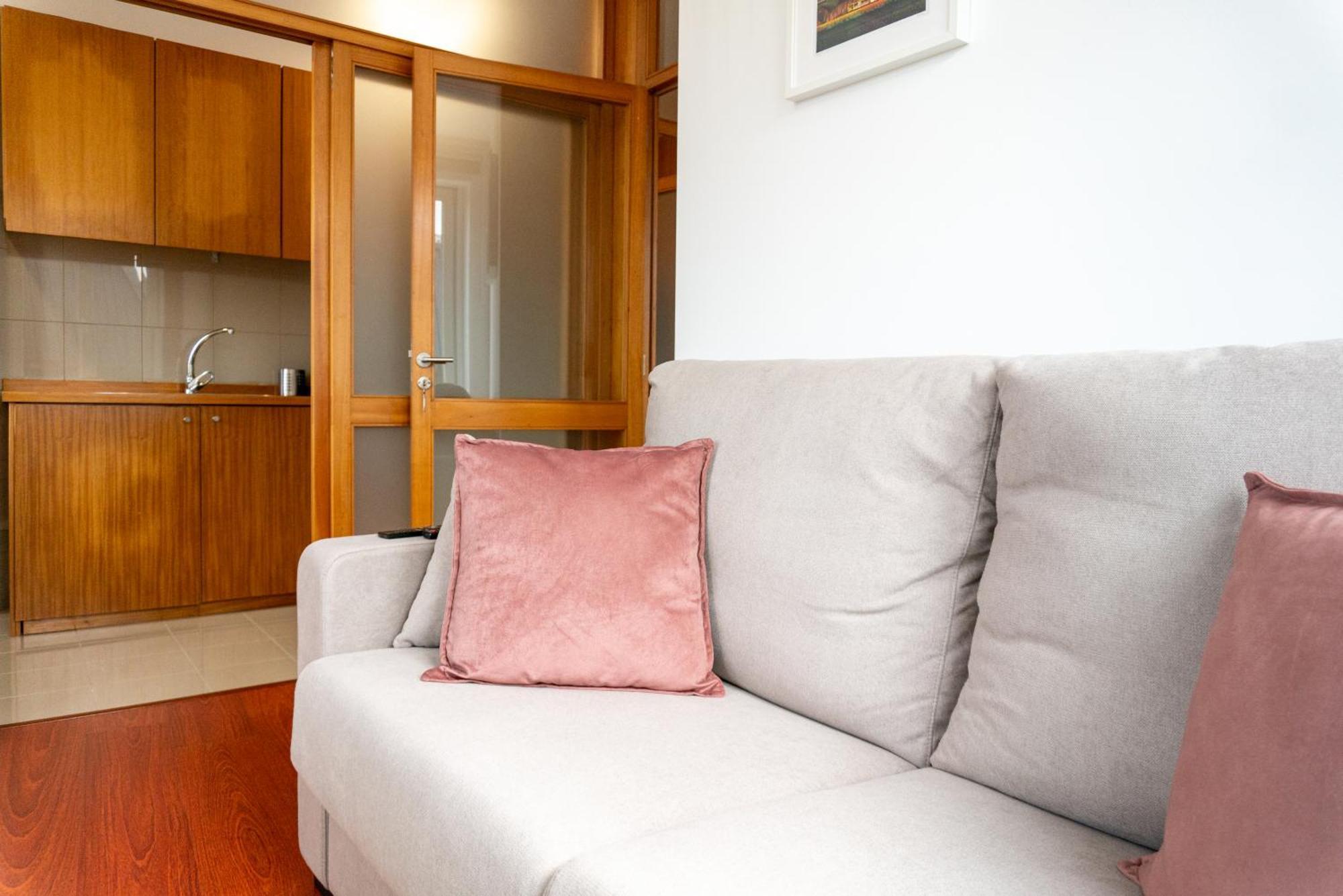Lovely Cedofeita Apartment By Unique Hosts بورتو المظهر الخارجي الصورة